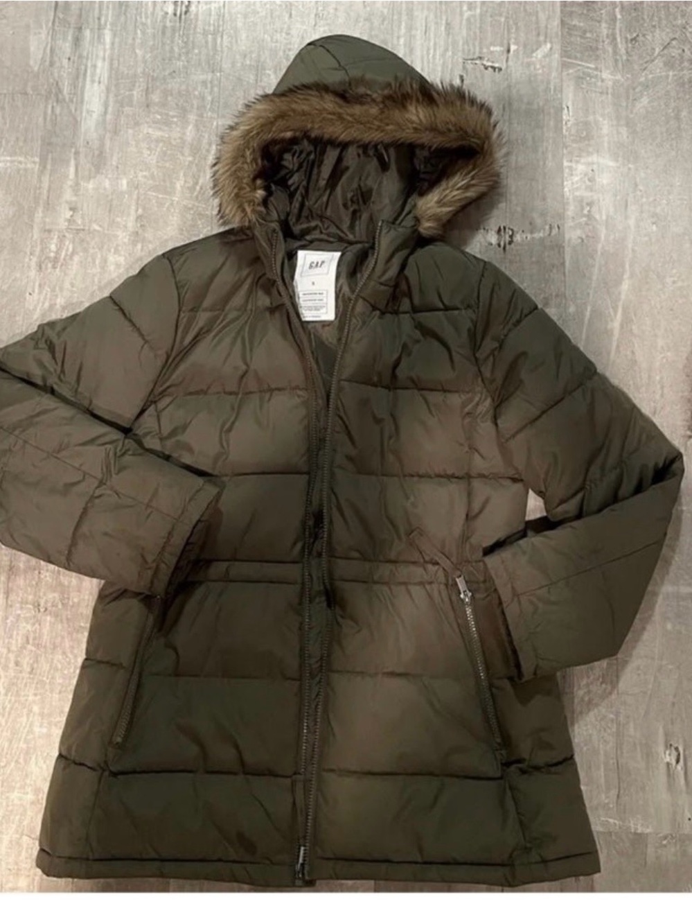 GAP Women's Olive Green Quilted Hooded Puffer with Faux Fur Trim Sz small